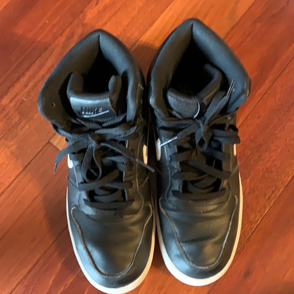 Nike Hi Tops, Classic Old School - Picture 7 of 8